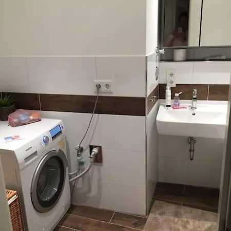 4 Zi App 95 Qm * מינכן